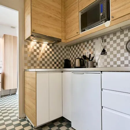 Functional Studio For Short Apartament