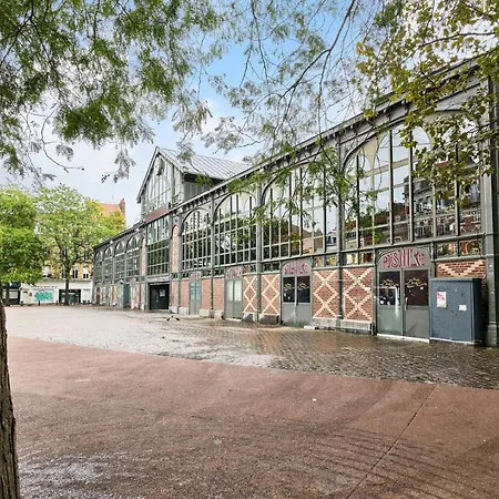 Functional Studio For Short