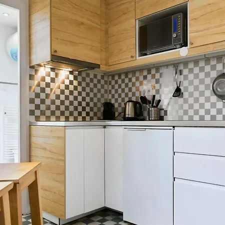 Functional Studio For Short Appartement *
